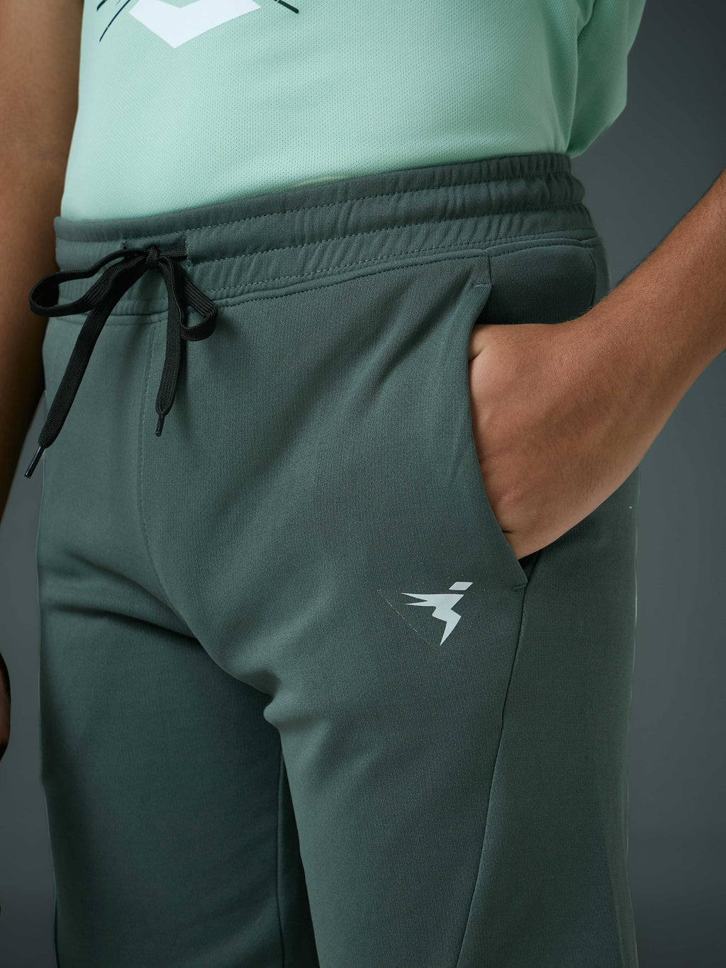 Technosport Kids Shorts - BR26 - TREKKING GREEN