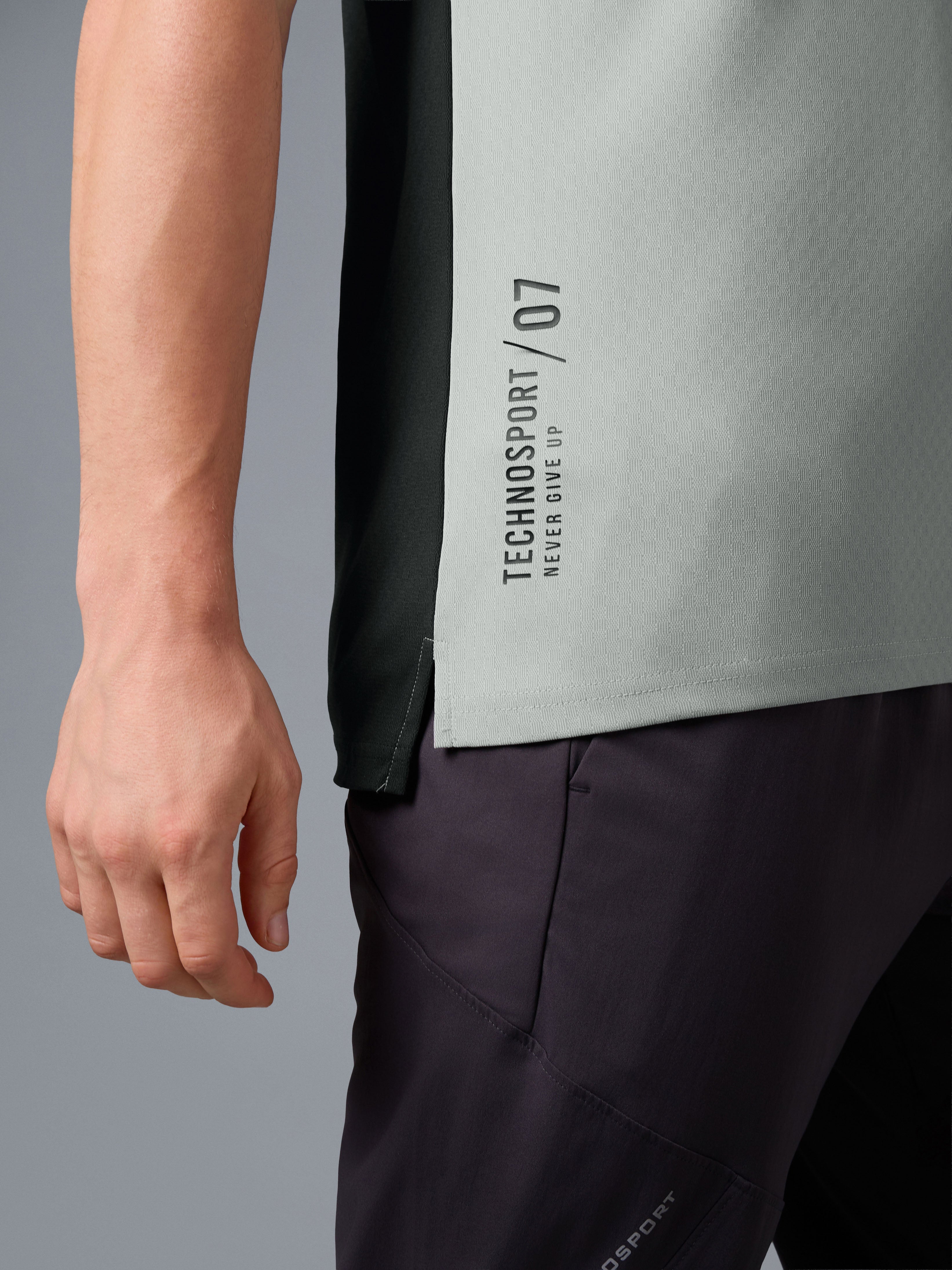 Technosport Men Sleeveless - P963 - NAVY B